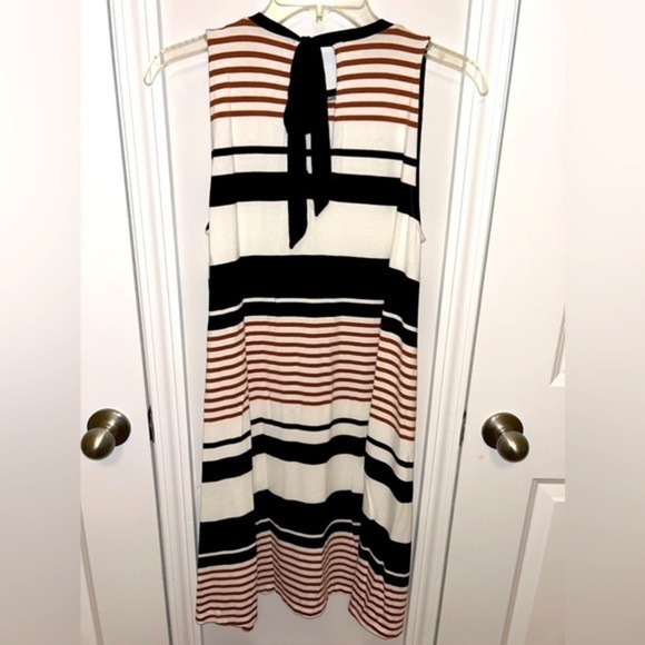 LOFT a-line striped dress-‎ sleeveless- sz Medium - Picture 5 of 7